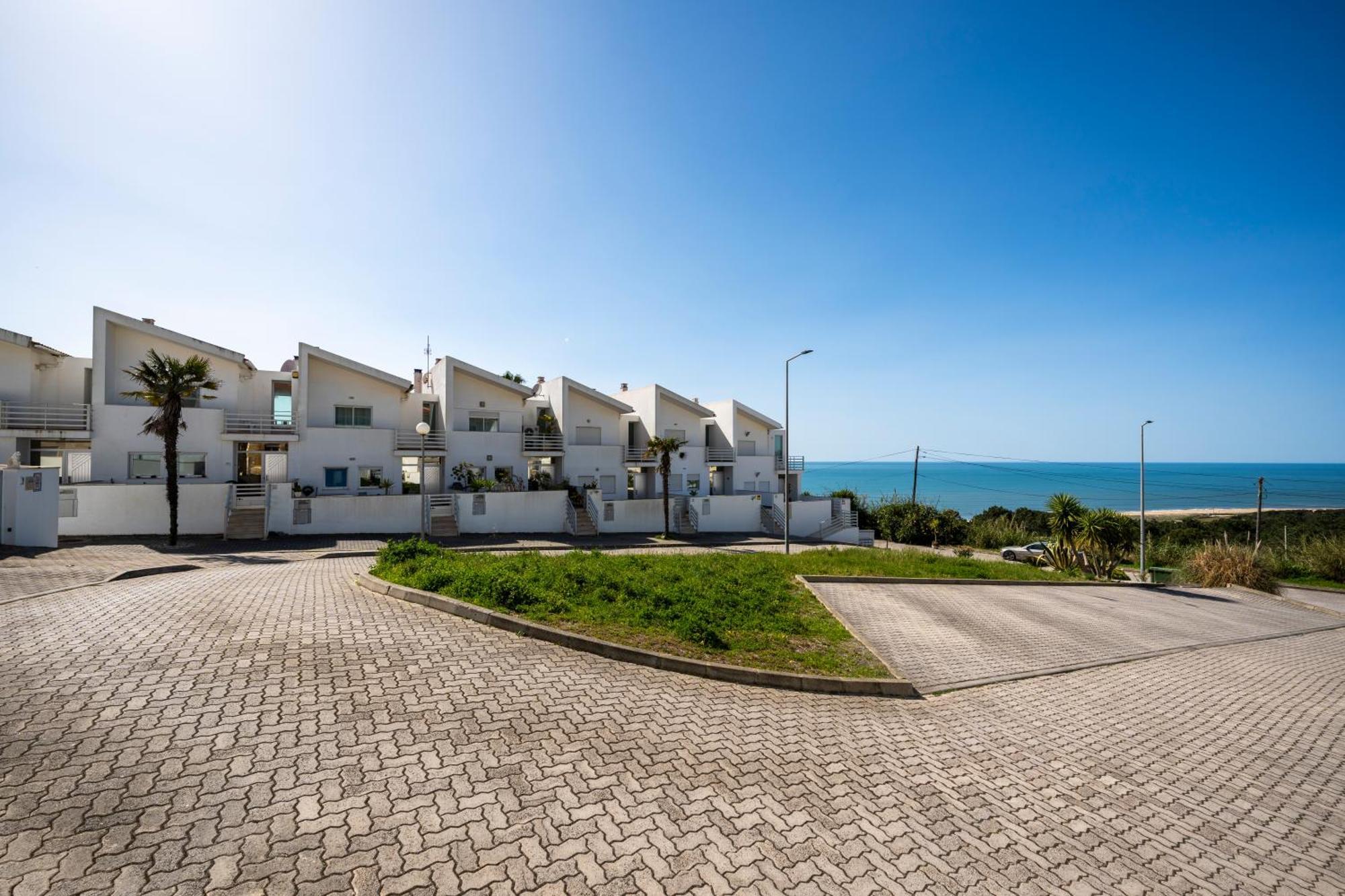 Nativo Big Wave Front Row 2Br Nazare Villa Екстериор снимка