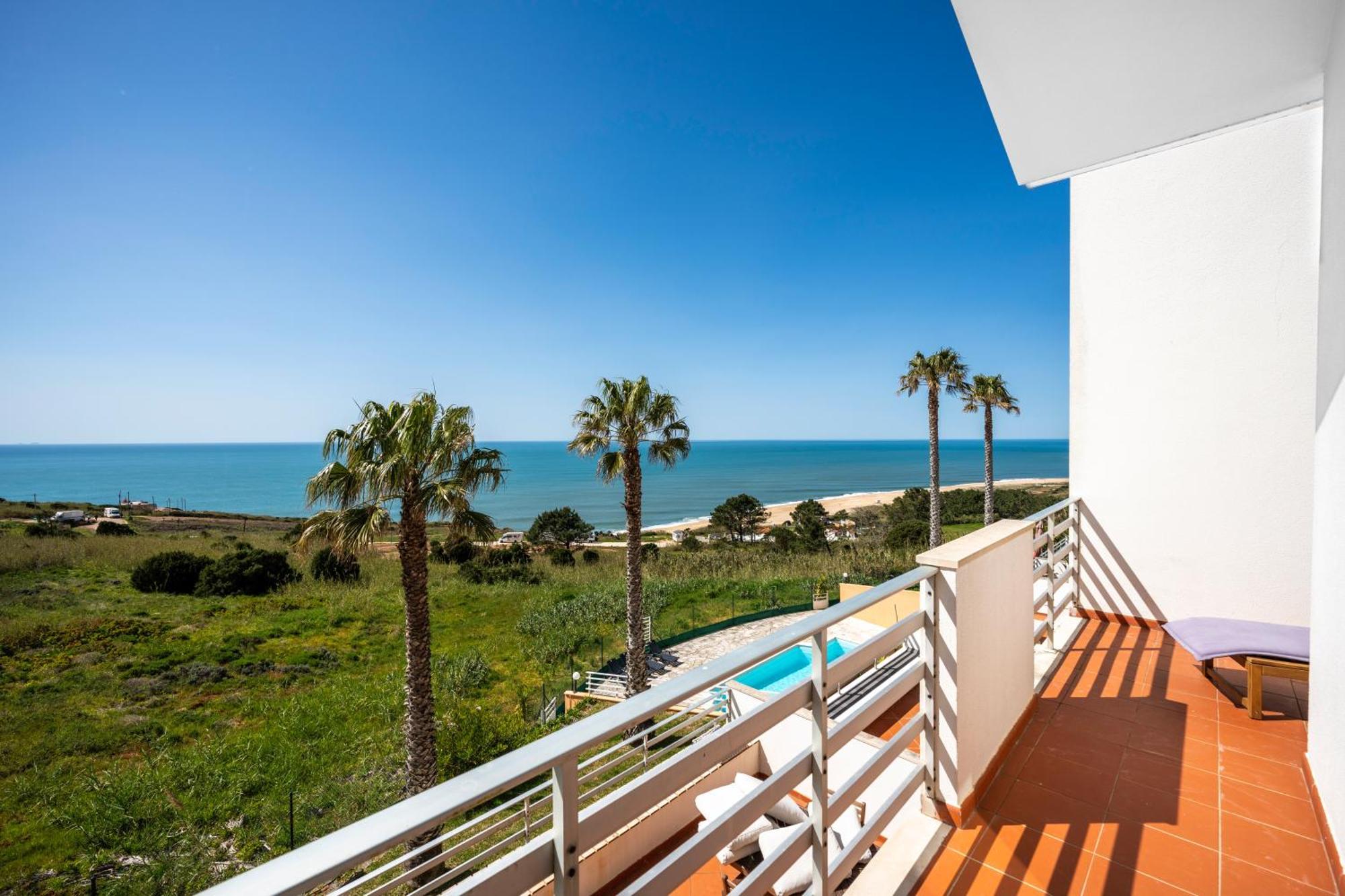 Nativo Big Wave Front Row 2Br Nazare Villa Екстериор снимка